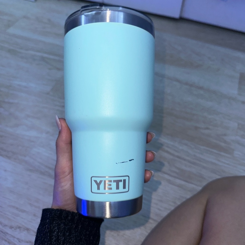 Yeti rambler 30oz